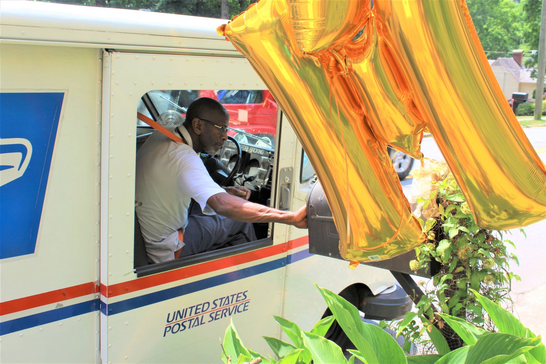052419_MDJ_Mailman17.jpg
